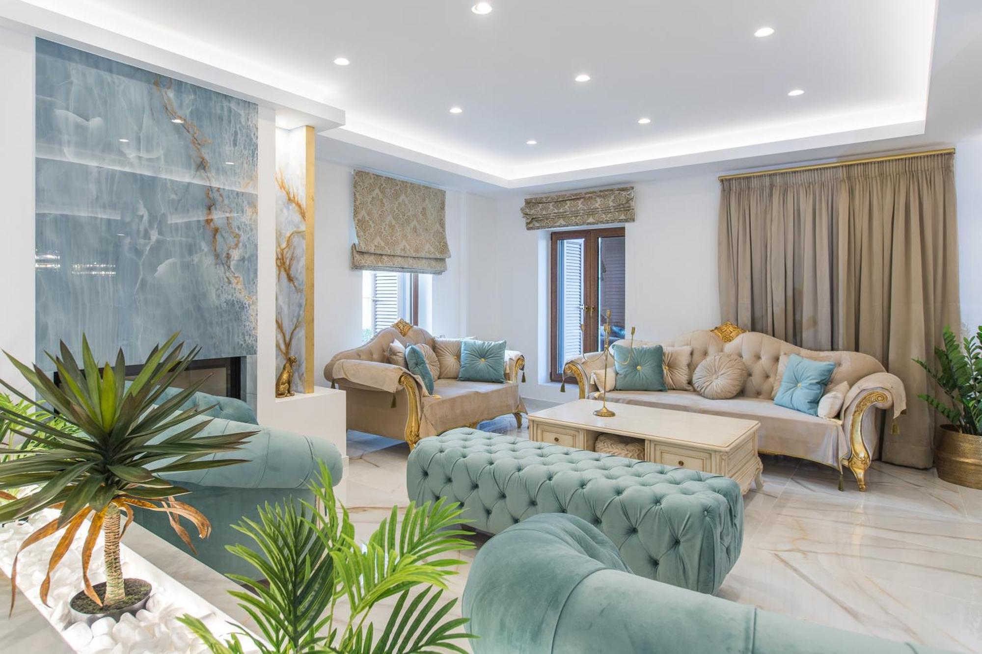 Kallisti Palace Villa *